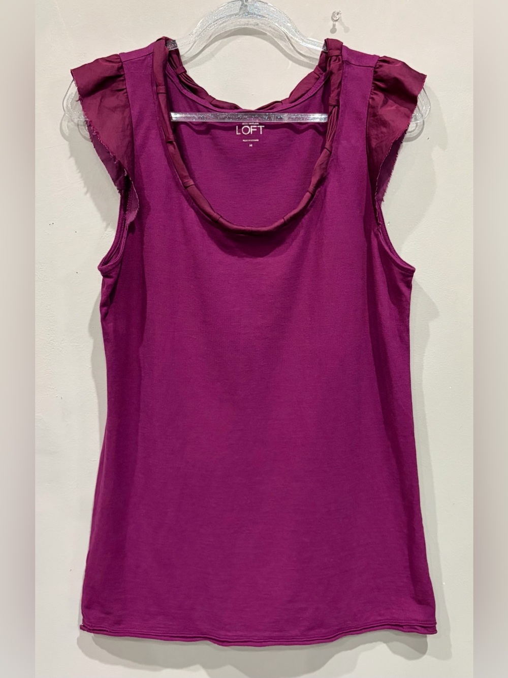 ANN TAYLOR LOFT PURPLE SLEEVELESS BLOUSE